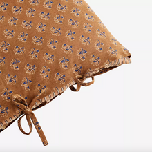 Load image into Gallery viewer, Madam Stoltz Printed Mattress Cover Hazlenut and Blue Sprig Floral