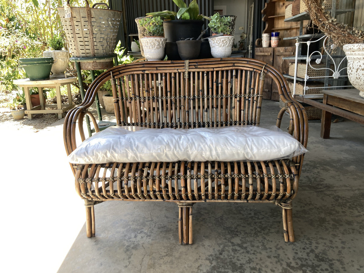 Rattan Love Seat with Cushion HensTeethTrading