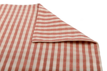 Load image into Gallery viewer, Gingham Table Linen