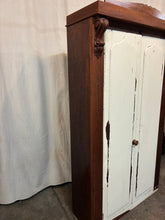 Load image into Gallery viewer, Cabinet with Corbels