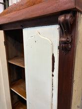 Load image into Gallery viewer, Cabinet with Corbels