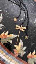 Load image into Gallery viewer, Pesci Che Volano- Libellula Pendant