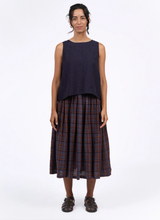 Load image into Gallery viewer, Elke French Linen Full Bodied Skirt Blue