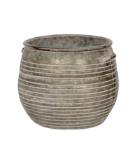 Load image into Gallery viewer, Aged Patina Moon Pot