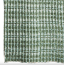 Load image into Gallery viewer, Templar Quilt