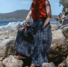 Load image into Gallery viewer, Freya Tartan Linen Pants