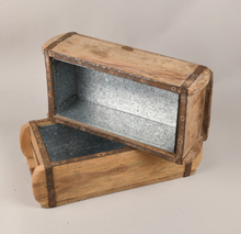 Load image into Gallery viewer, Brick Mould with Zinc Insert