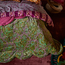 Load image into Gallery viewer, Valeria Scalloped Quilted Bedcover