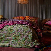 Load image into Gallery viewer, Valeria Scalloped Quilted Bedcover