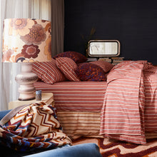 Load image into Gallery viewer, Sage x Clare Estera Linen Pillowcase Set