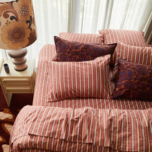Load image into Gallery viewer, Sage x Clare Estera Linen Pillowcase Set