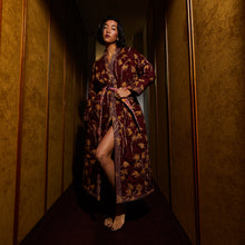 Load image into Gallery viewer, Sage x Clare Aneta Quilted Cotton Robe - Rosewood