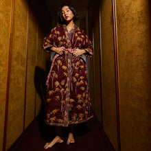 Load image into Gallery viewer, Sage x Clare Aneta Quilted Cotton Robe - Rosewood