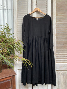 Montaigne Baggy Italian Linen Dress with Side Pockets (one size)