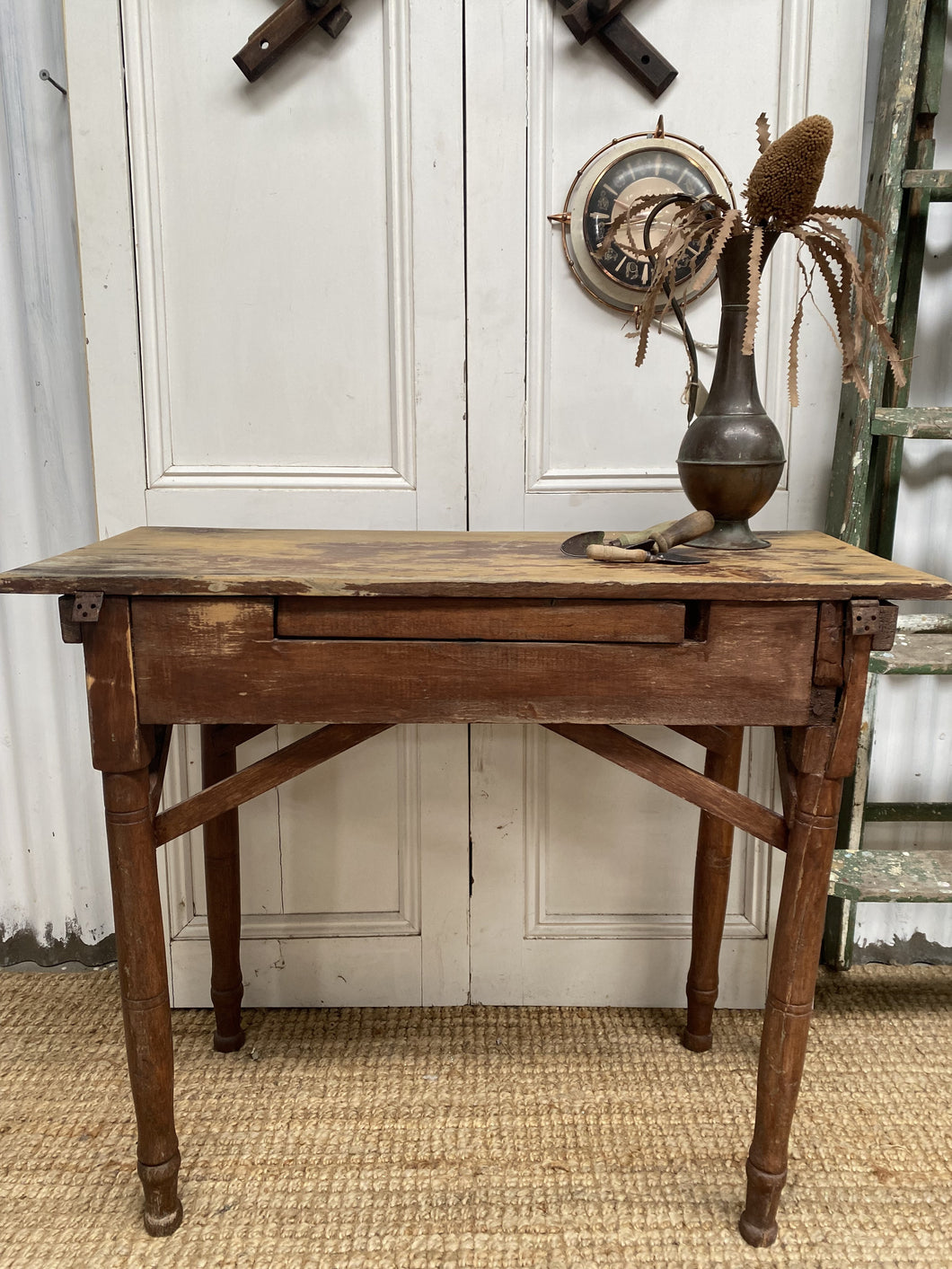 Very Early Formerly Dropside Table