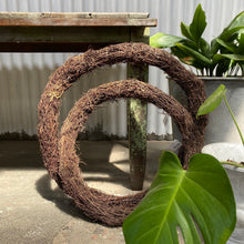 Load image into Gallery viewer, Natural Vine Wreath