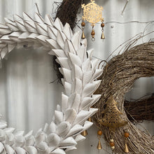 Load image into Gallery viewer, Highgate Wreath