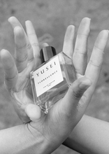 Load image into Gallery viewer, Yusei Florescence / Eau de Parfum 50ML
