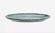 Load image into Gallery viewer, Madam Stoltz Oval Serving Dish Green/Black